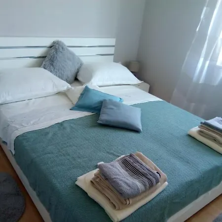 Anka Okrug Gornji Apartment