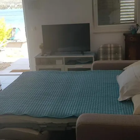 Apartment Anka Okrug Gornji *