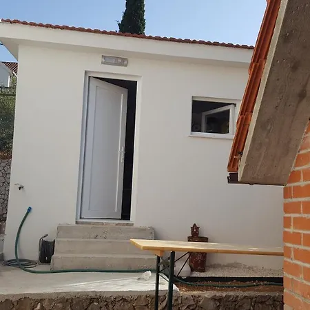 Apartment Anka Okrug Gornji *